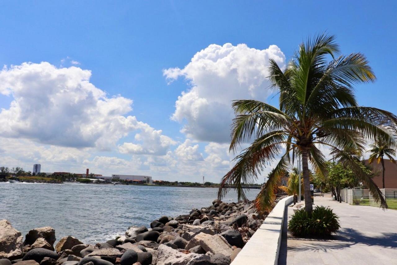 Apartamentos Frente a La Playa Boca del Rio Exterior foto